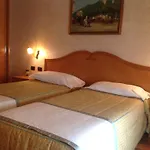 Hotel Camoretti 3*