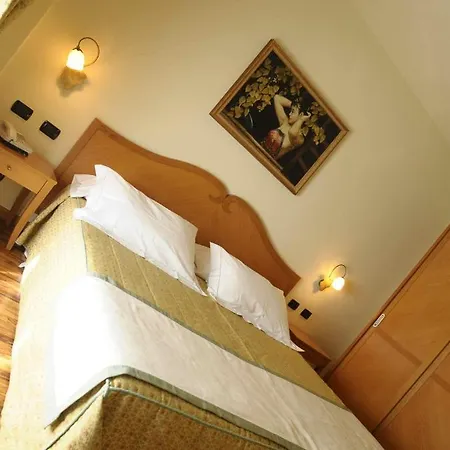 Hotel Camoretti