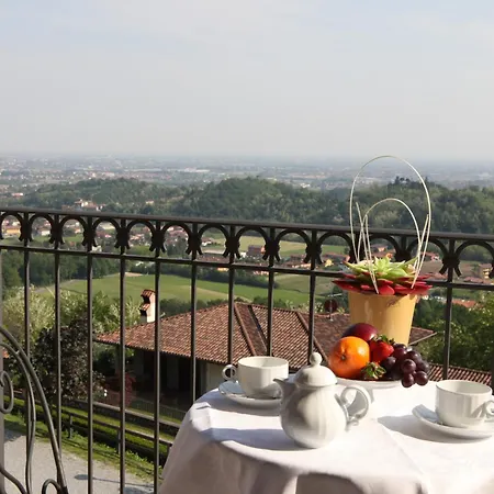 Hotel Camoretti 3*