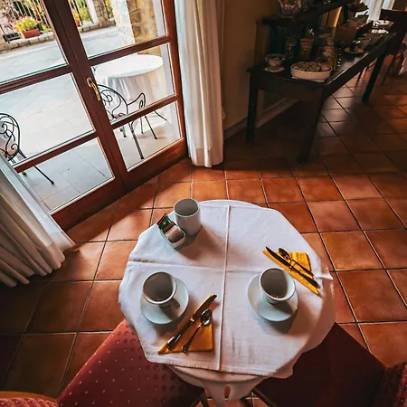 Hotel Camoretti 3*
