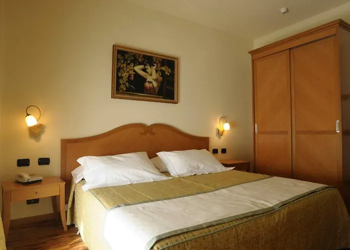 מלון Camoretti Almenno San Bartolomeo