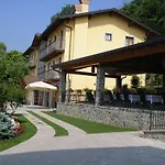 Hotel Camoretti 3*